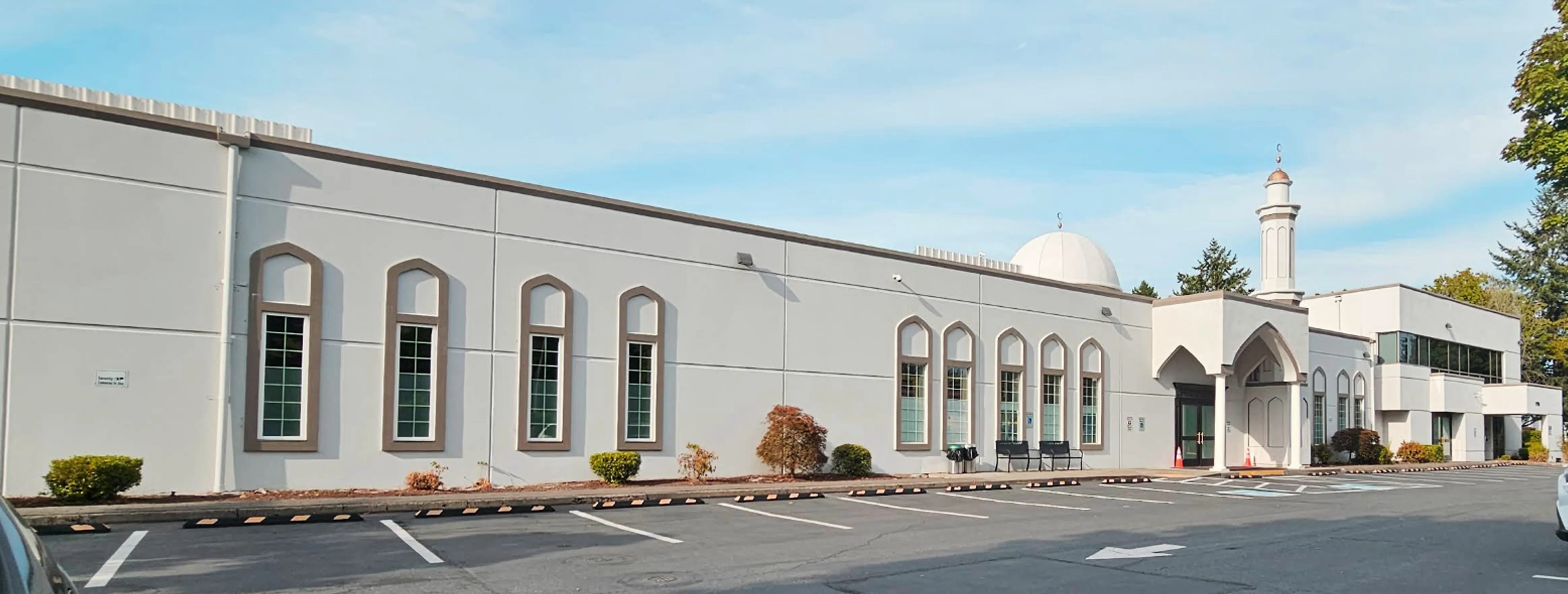 Exterior view of Muslim Association of Puget Sound Redmond building